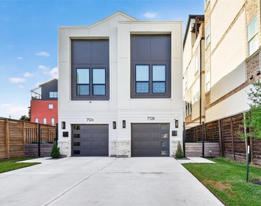 712 Delano Street - Photo Thumbnail 1