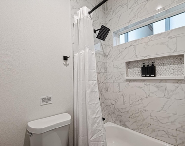 712 Delano Street - Photo Thumbnail 31