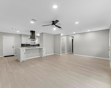 5039 Briscoe Street - Photo Thumbnail 2
