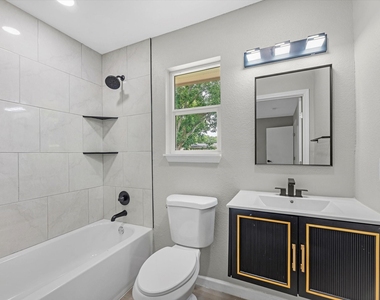 5039 Briscoe Street - Photo Thumbnail 11
