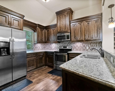 13419 Sea Island Drive - Photo Thumbnail 23