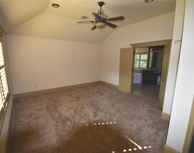 13419 Sea Island Drive - Photo Thumbnail 20