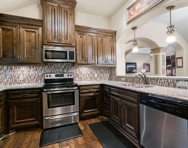 13419 Sea Island Drive - Photo Thumbnail 27