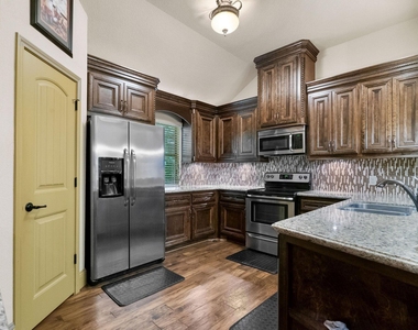 13419 Sea Island Drive - Photo Thumbnail 22