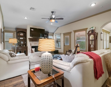 13419 Sea Island Drive - Photo Thumbnail 9