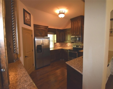 13419 Sea Island Drive - Photo Thumbnail 9