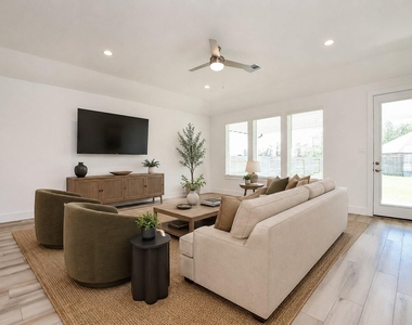 215 Springfield Terrace Court - Photo Thumbnail 13