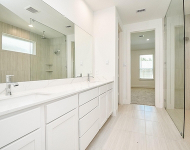 215 Springfield Terrace Court - Photo Thumbnail 20