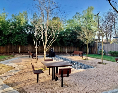 10942 Cannes Memorial Dr - Photo Thumbnail 31