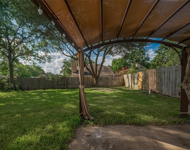 15803 Locust Grove Drive - Photo Thumbnail 32