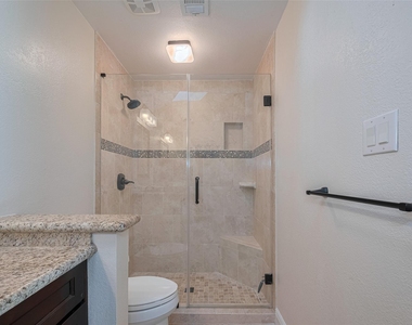 15803 Locust Grove Drive - Photo Thumbnail 21