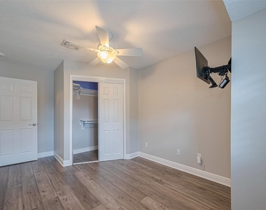 15803 Locust Grove Drive - Photo Thumbnail 29