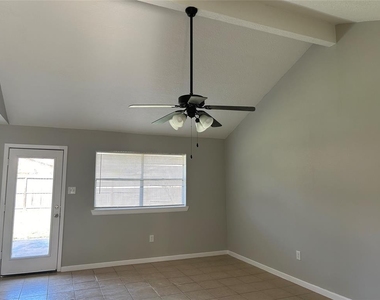 22710 Archibald Blair Lane - Photo Thumbnail 4