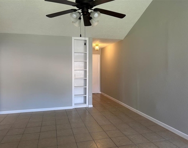 22710 Archibald Blair Lane - Photo Thumbnail 2