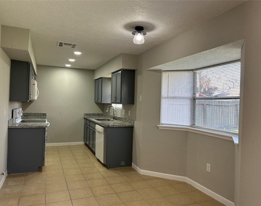 22710 Archibald Blair Lane - Photo Thumbnail 5