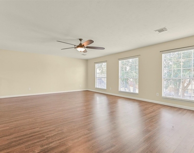 313 Winding Oak Lane S - Photo Thumbnail 29