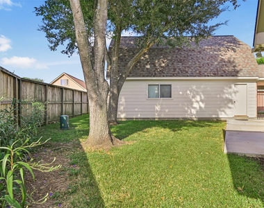 313 Winding Oak Lane S - Photo Thumbnail 48