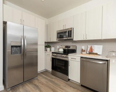 1690 North Loop - Photo Thumbnail 5