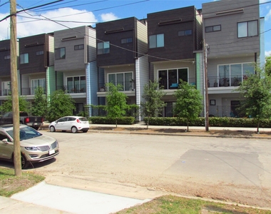 2814 Saint Emanuel Street - Photo Thumbnail 13
