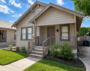 2814 Saint Emanuel Street - Photo Thumbnail 1