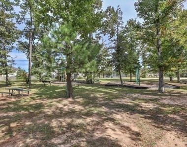 974 Gowan Drive - Photo Thumbnail 29