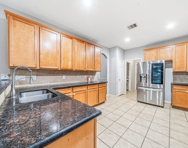 20003 Cypresswood Square - Photo Thumbnail 20