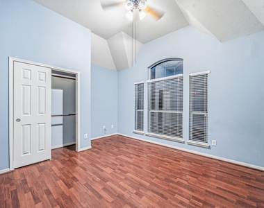 20003 Cypresswood Square - Photo Thumbnail 16