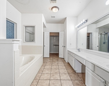 20003 Cypresswood Square - Photo Thumbnail 31