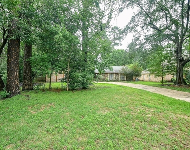 6702 Spring Leaf Drive - Photo Thumbnail 4
