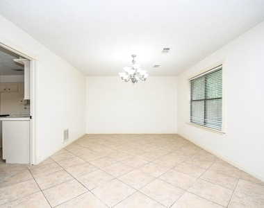 6702 Spring Leaf Drive - Photo Thumbnail 29