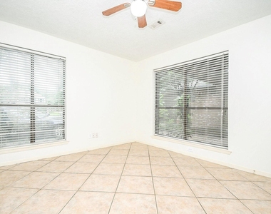 6702 Spring Leaf Drive - Photo Thumbnail 25