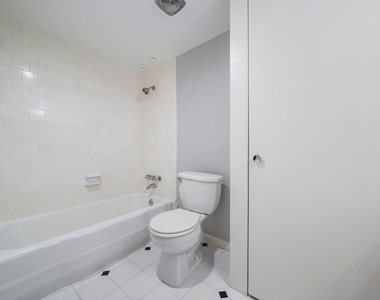 656 S Ripple Creek Drive - Photo Thumbnail 14