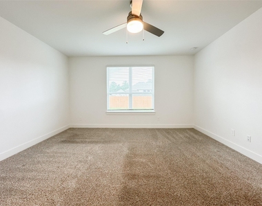 15216 Tattle Creek Lane - Photo Thumbnail 26
