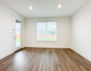 15216 Tattle Creek Lane - Photo Thumbnail 22