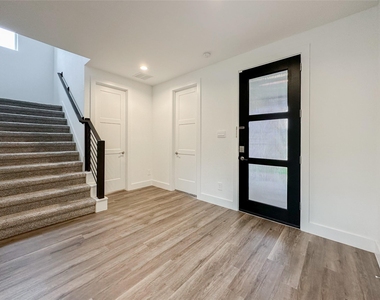 15216 Tattle Creek Lane - Photo Thumbnail 5