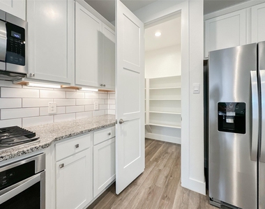 15216 Tattle Creek Lane - Photo Thumbnail 24