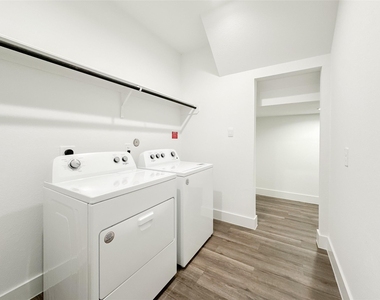 15216 Tattle Creek Lane - Photo Thumbnail 36