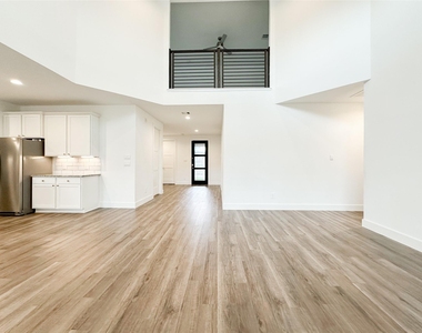 15216 Tattle Creek Lane - Photo Thumbnail 13