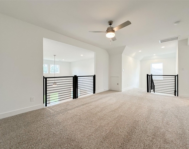 15216 Tattle Creek Lane - Photo Thumbnail 38