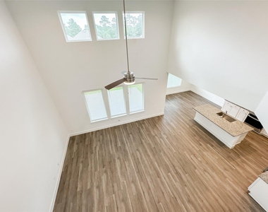 15216 Tattle Creek Lane - Photo Thumbnail 41