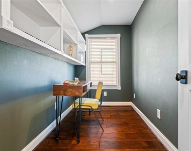 3902 Colquitt Street - Photo Thumbnail 4