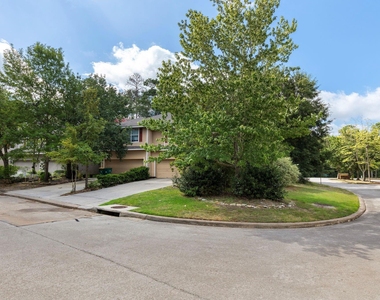 229 E Summerhaze Circle - Photo Thumbnail 2
