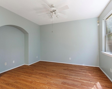 229 E Summerhaze Circle - Photo Thumbnail 15