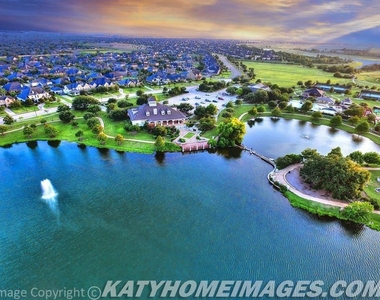 28223 Daystrom Lane - Photo Thumbnail 42
