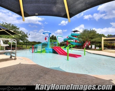 28223 Daystrom Lane - Photo Thumbnail 45