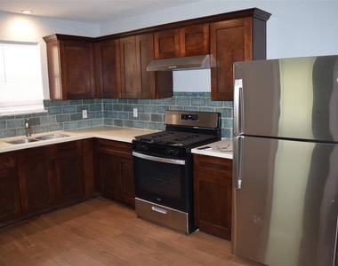14021 Sunwick Street - Photo Thumbnail 4