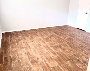 3831 Addicks Clodine Road - Photo Thumbnail 10