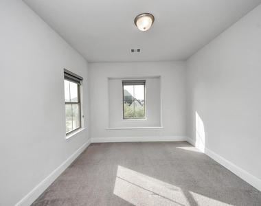 1714 Mccrae Hill Court - Photo Thumbnail 35