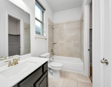1714 Mccrae Hill Court - Photo Thumbnail 10