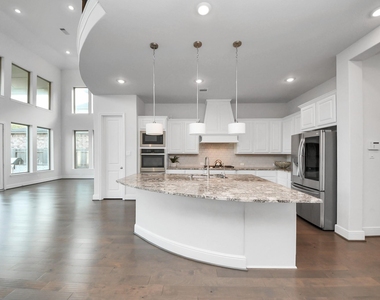 1714 Mccrae Hill Court - Photo Thumbnail 16
